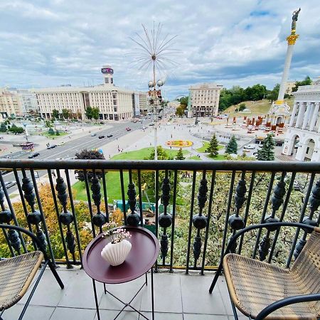 Apartamento Amazing View Of Independence Square Kiev Exterior foto