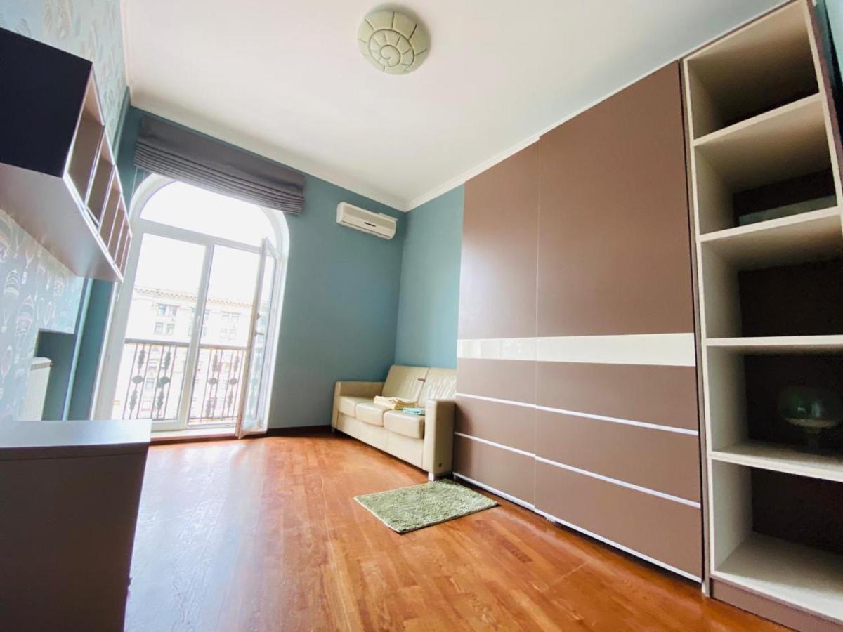 Apartamento Amazing View Of Independence Square Kiev Exterior foto
