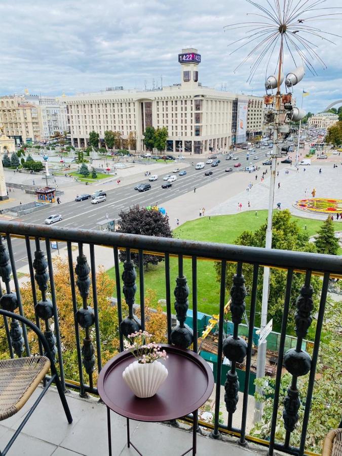 Apartamento Amazing View Of Independence Square Kiev Exterior foto