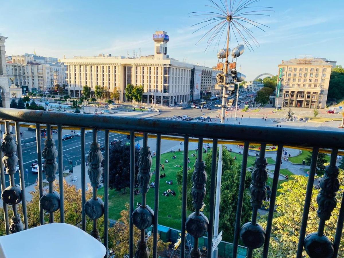 Apartamento Amazing View Of Independence Square Kiev Exterior foto
