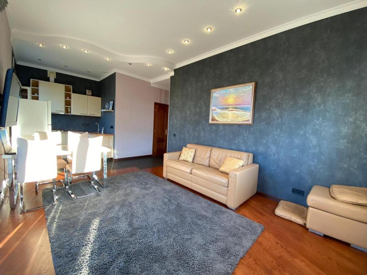 Apartamento Amazing View Of Independence Square Kiev Exterior foto